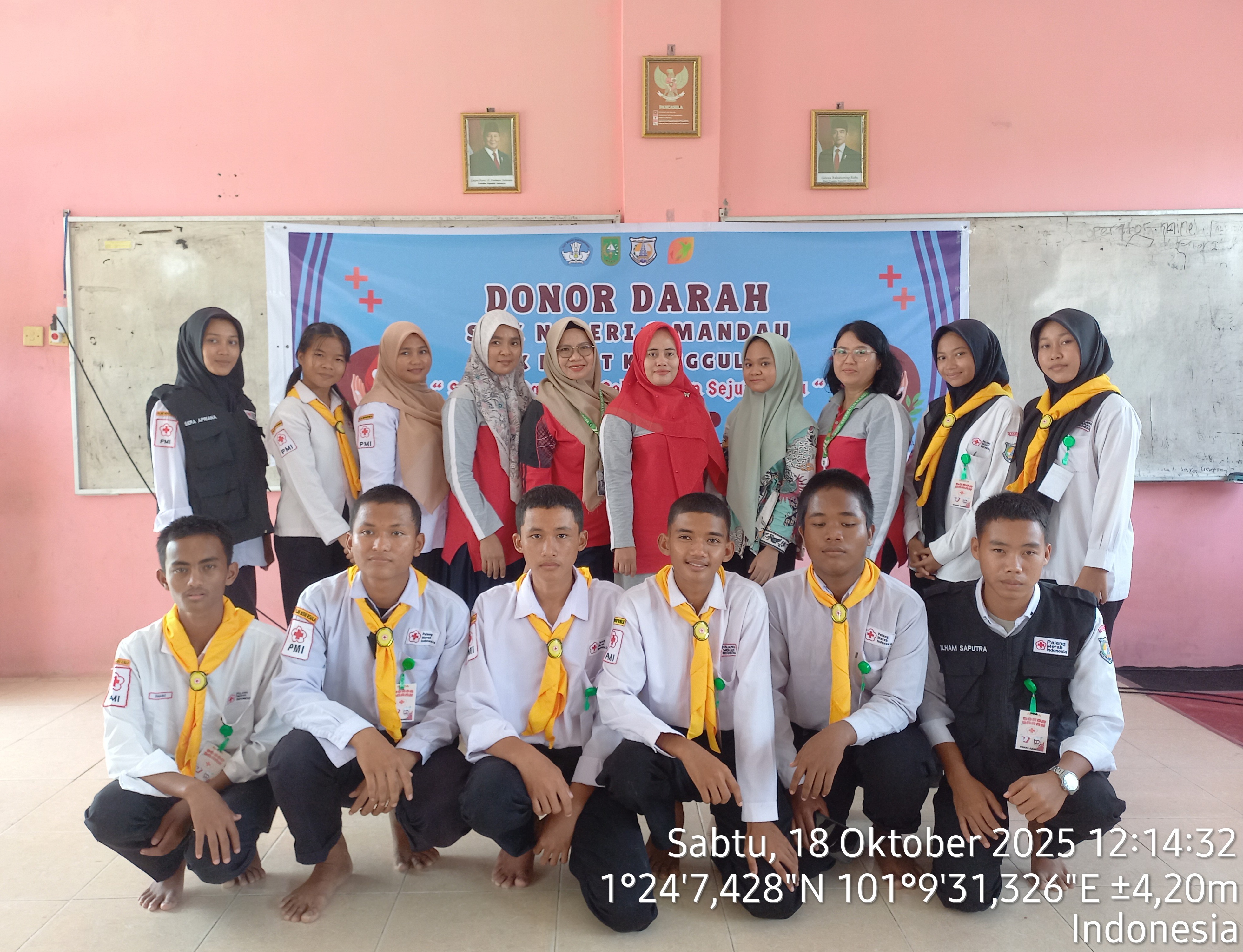 foto bersama petugas RSUD Kec. Mandau